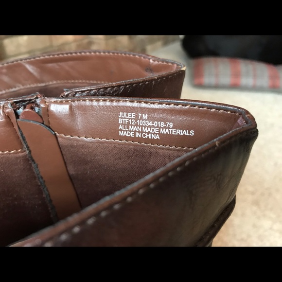 baretraps boots brown